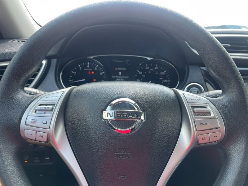 Nissan Rogue Vehicle Image 31