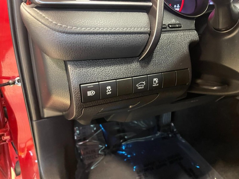 Toyota Camry Vehicle Image 19