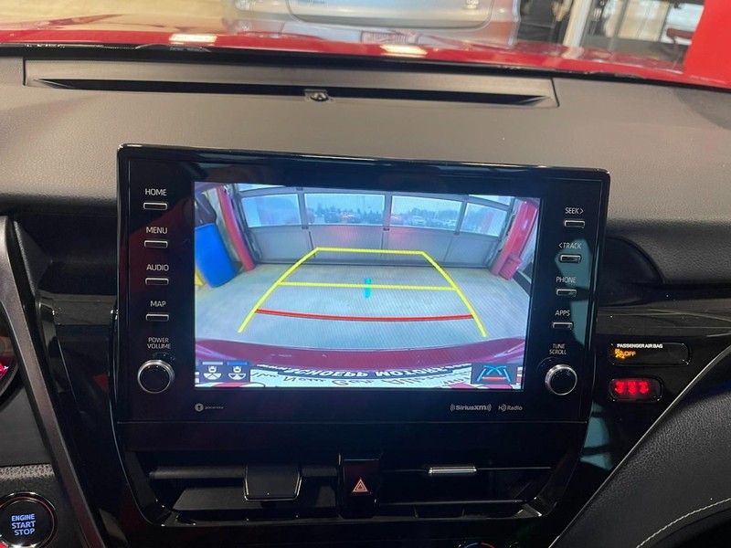 Toyota Camry Vehicle Image 24