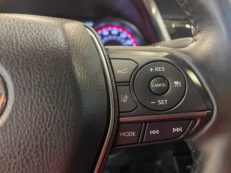 Toyota Camry Vehicle Image 26