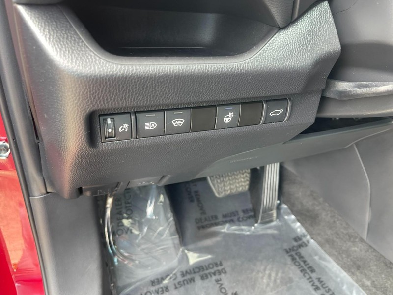 Toyota RAV4 Vehicle Image 24