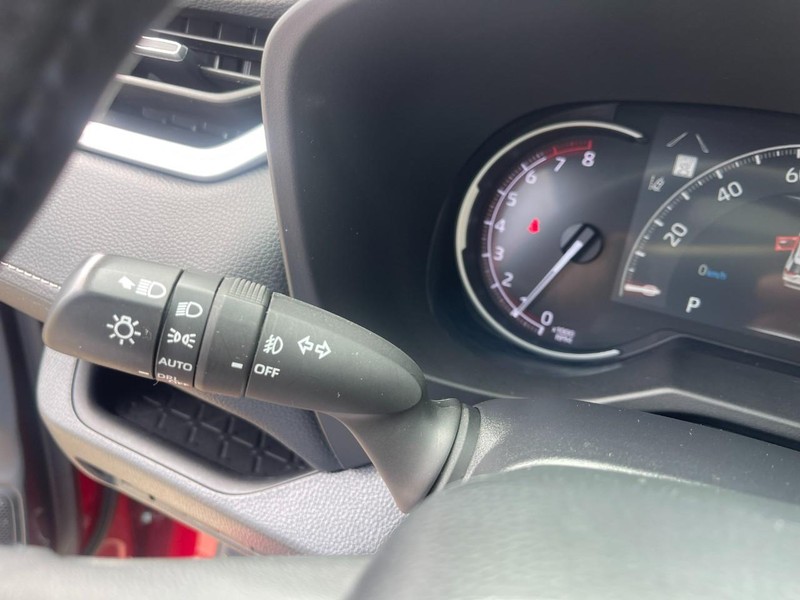 Toyota RAV4 Vehicle Image 28