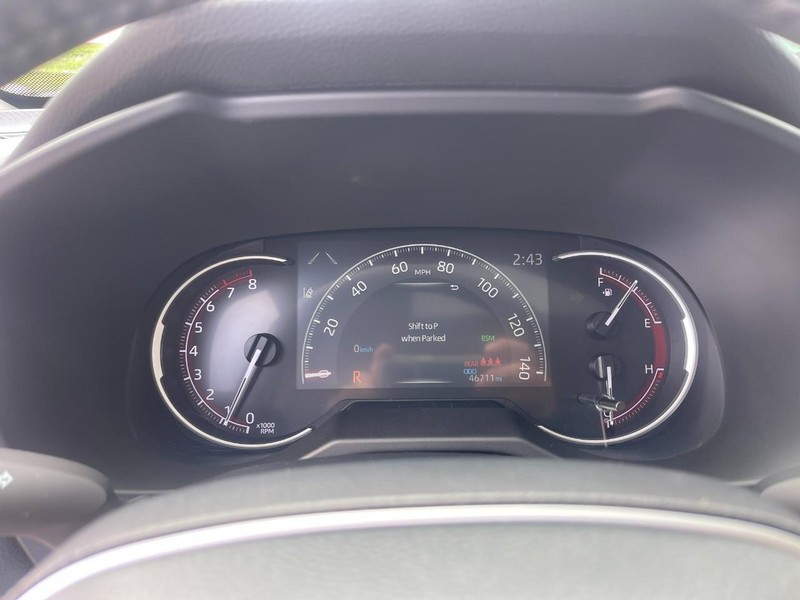 Toyota RAV4 Vehicle Image 35