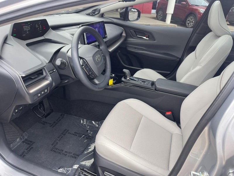 Toyota Prius Vehicle Image 21