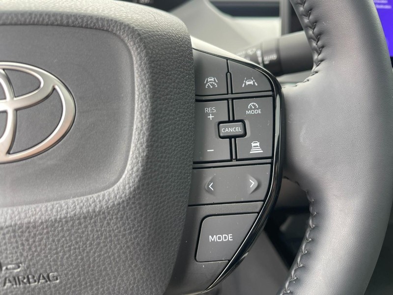 Toyota Prius Vehicle Image 29