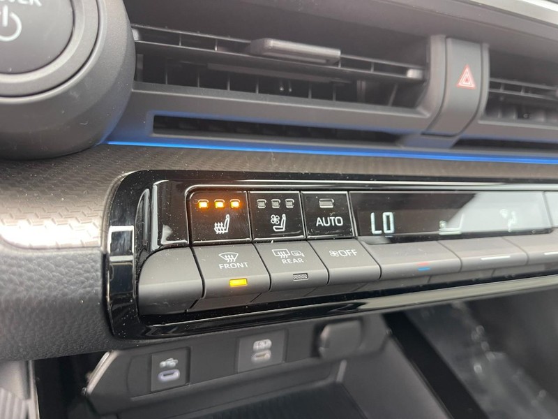 Toyota Prius Vehicle Image 37