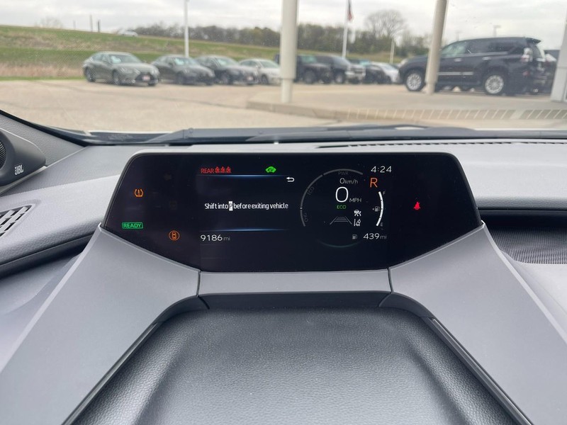 Toyota Prius Vehicle Image 38