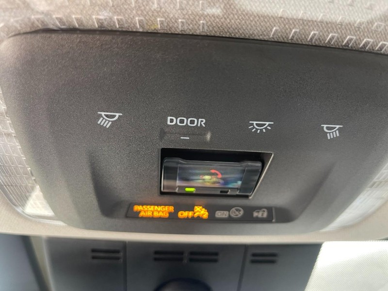 Toyota Prius Vehicle Image 41