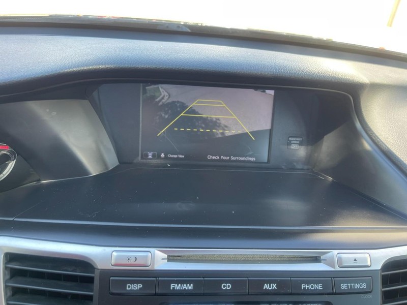Honda Accord Sedan Vehicle Image 25
