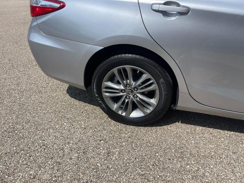 Toyota Camry Vehicle Image 08