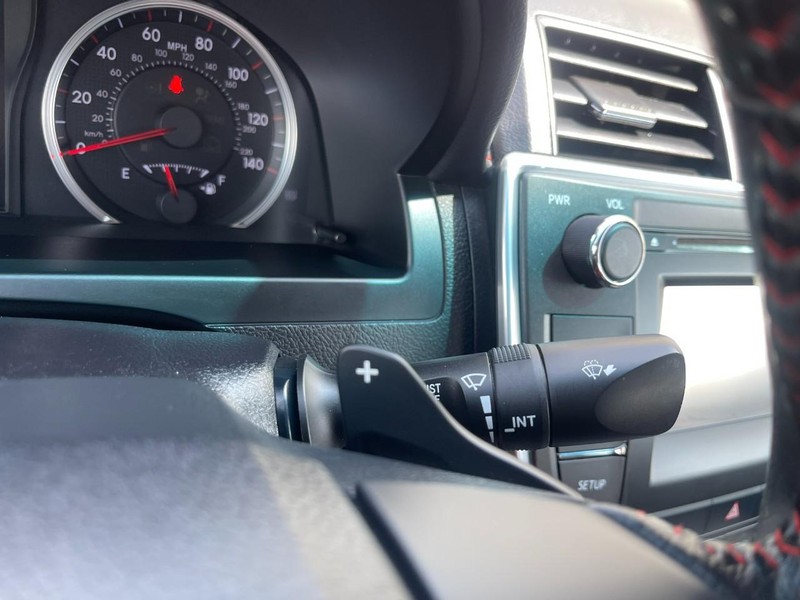 Toyota Camry Vehicle Image 29