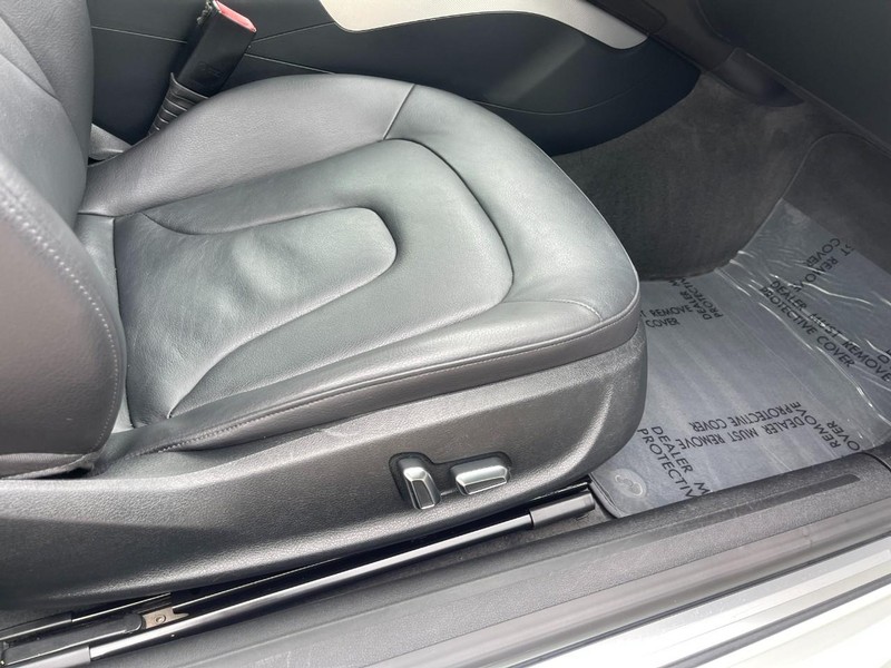 Audi A5 Vehicle Image 09