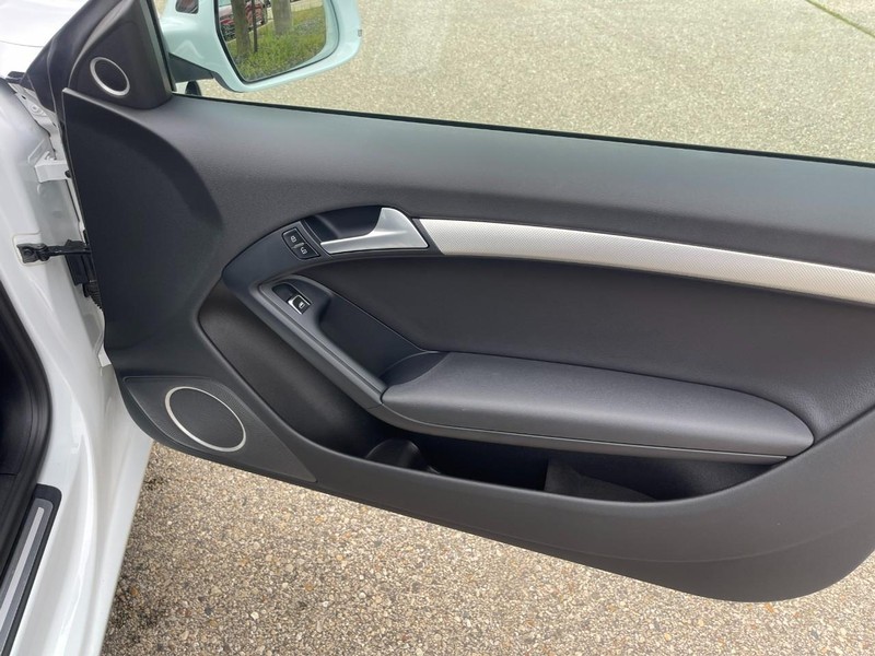 Audi A5 Vehicle Image 10