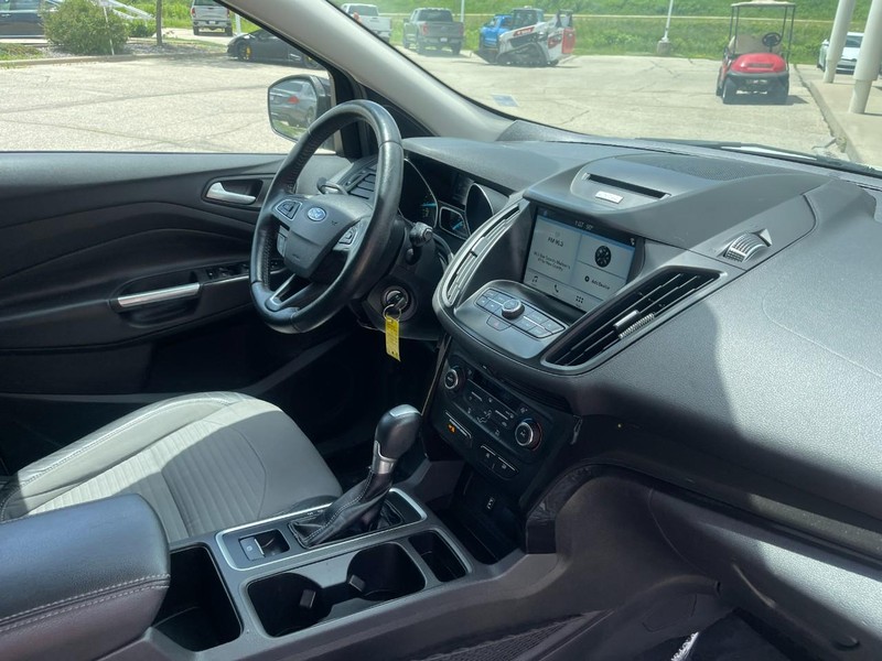 Ford Escape Vehicle Image 09