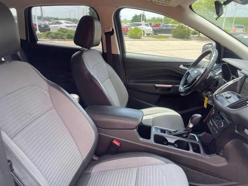 Ford Escape Vehicle Image 10