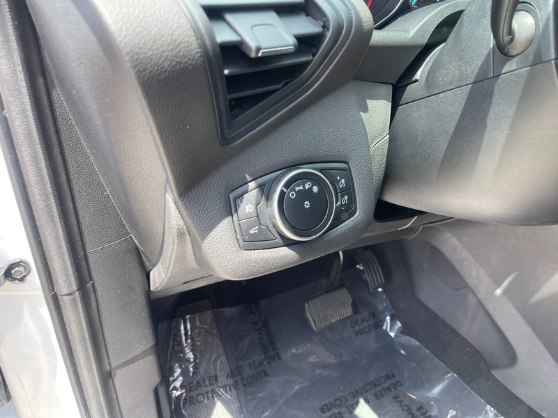 Ford Escape Vehicle Image 22
