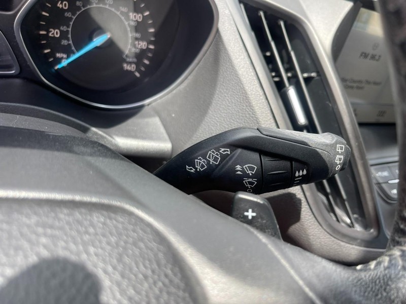 Ford Escape Vehicle Image 27