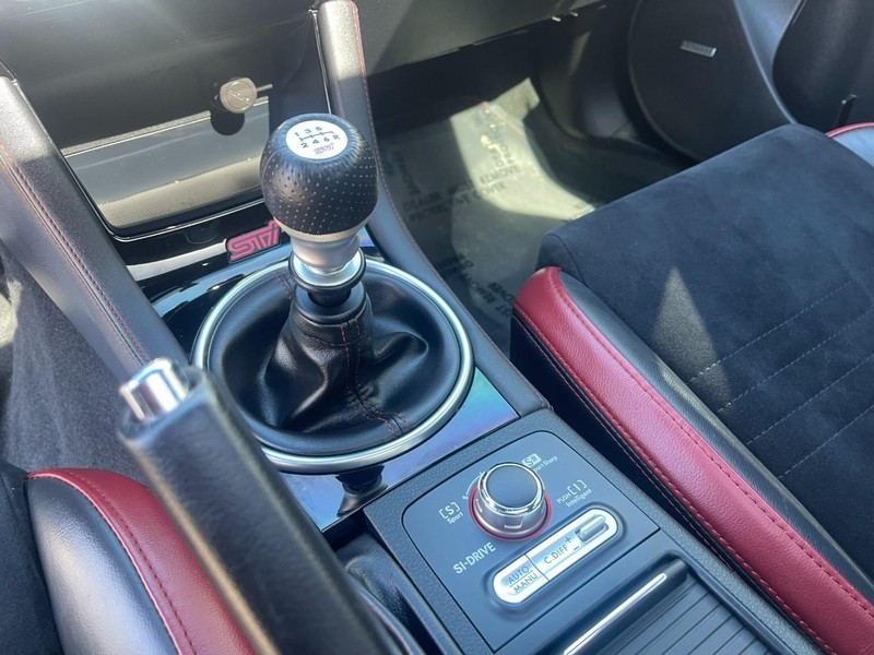 Subaru WRX Vehicle Image 25