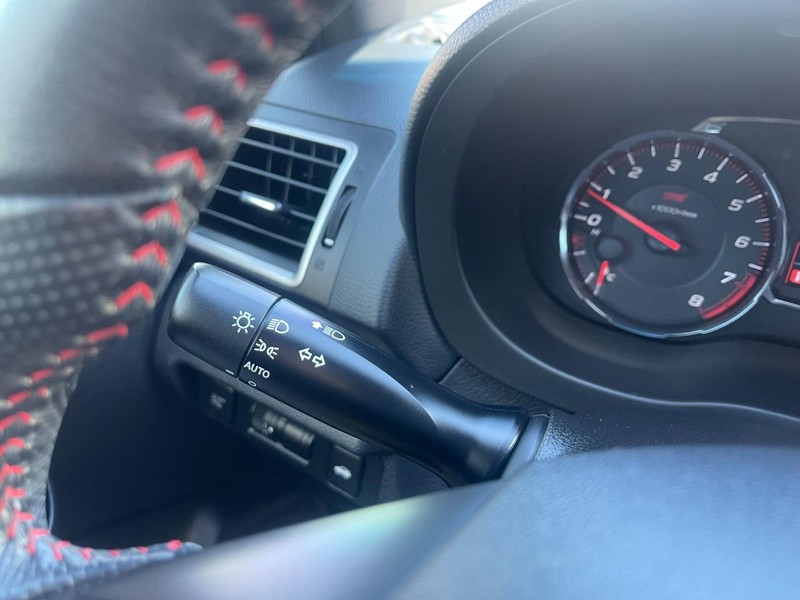 Subaru WRX Vehicle Image 30