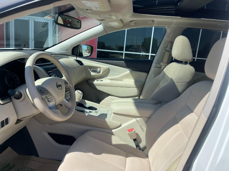 Nissan Murano Vehicle Image 20