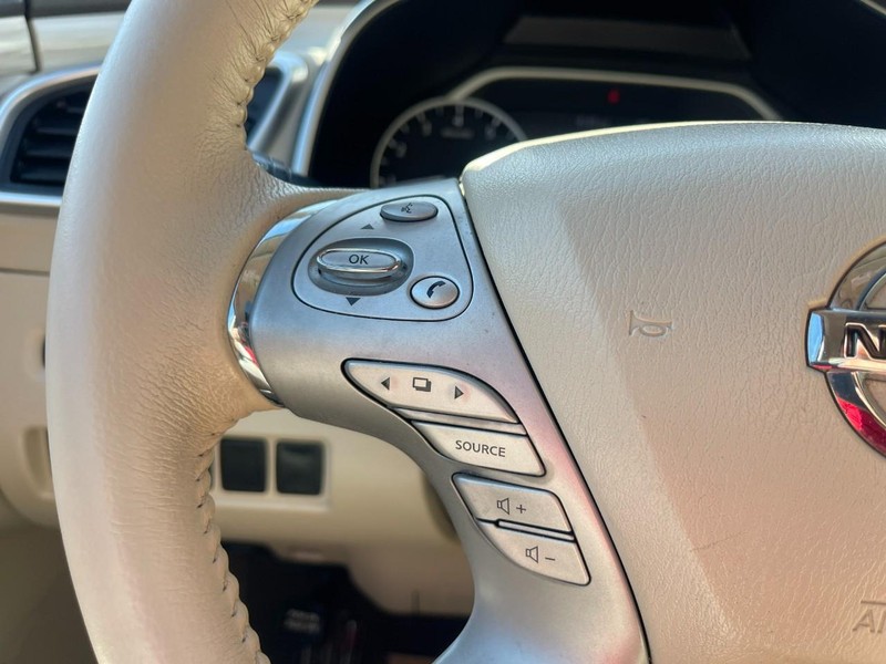 Nissan Murano Vehicle Image 31