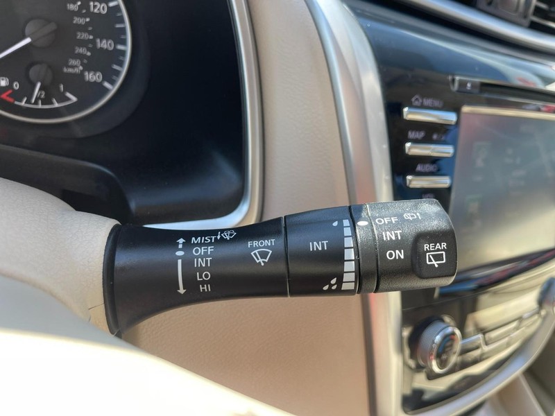 Nissan Murano Vehicle Image 34