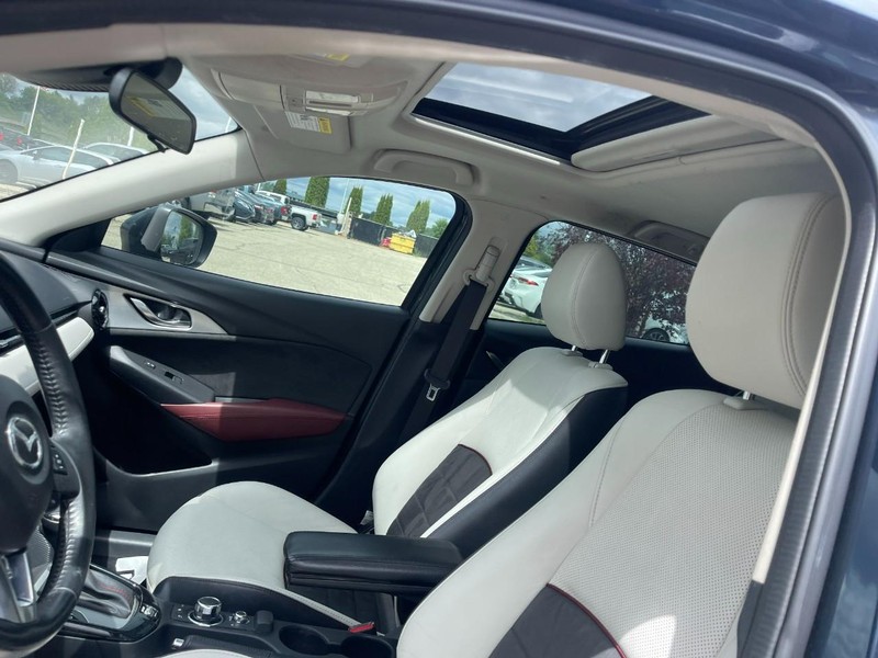 Mazda CX-3 Vehicle Image 03