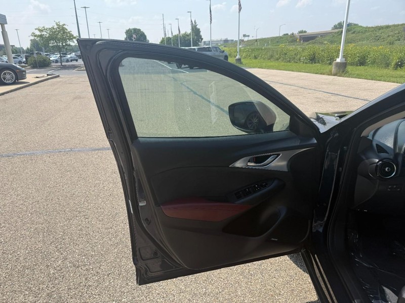 Mazda CX-3 Vehicle Image 09