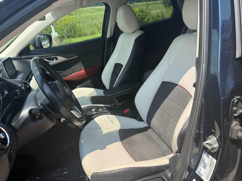 Mazda CX-3 Vehicle Image 11