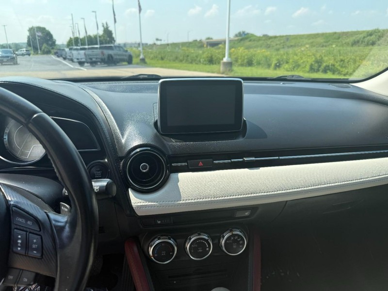 Mazda CX-3 Vehicle Image 16