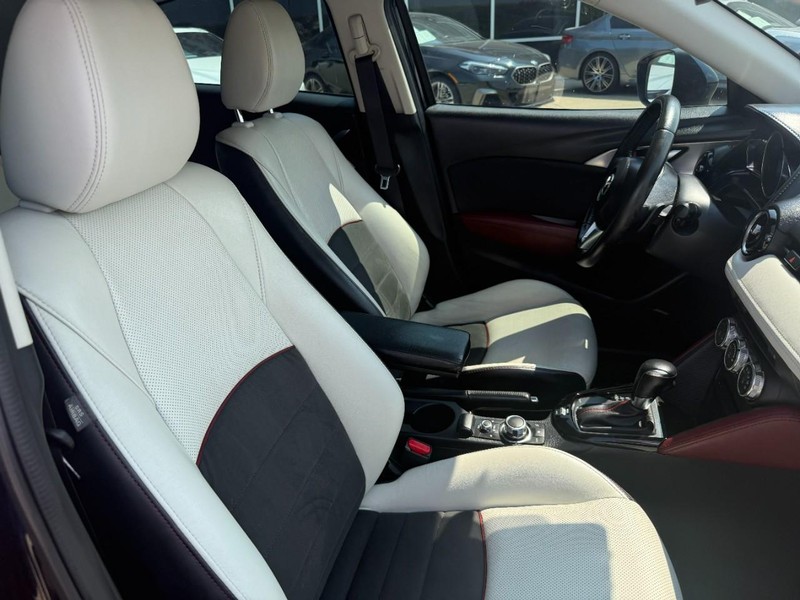 Mazda CX-3 Vehicle Image 23