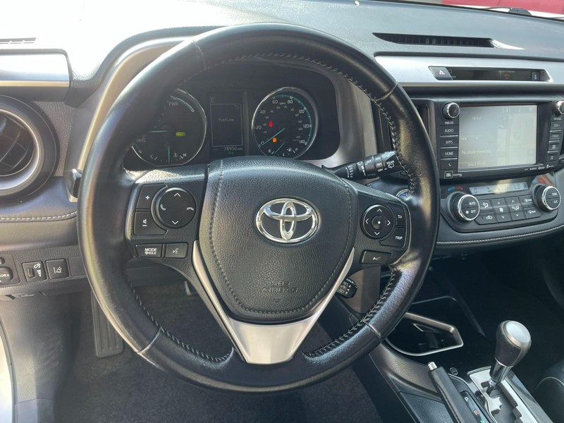 Toyota RAV4 Hybrid Vehicle Image 22