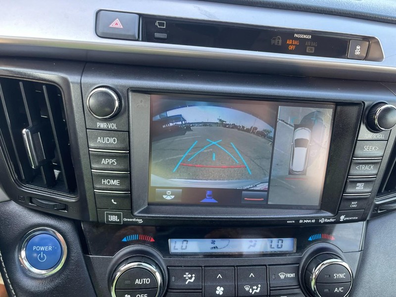 Toyota RAV4 Hybrid Vehicle Image 31