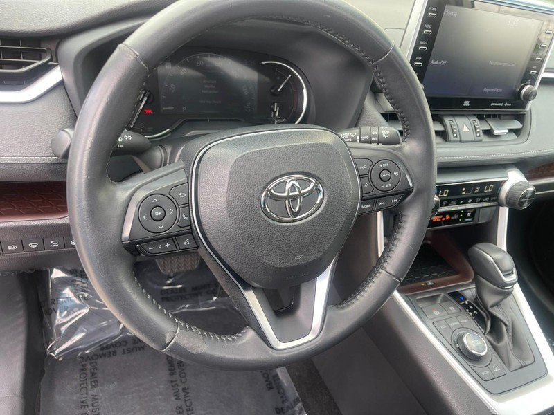Toyota RAV4 Vehicle Image 26