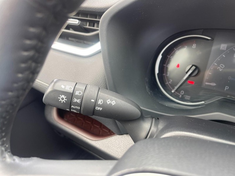 Toyota RAV4 Vehicle Image 29