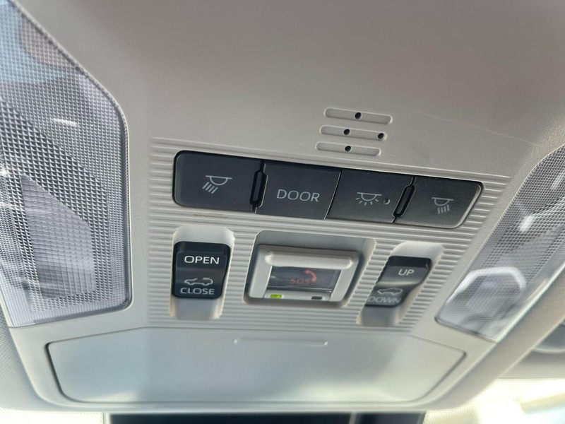 Toyota RAV4 Vehicle Image 38