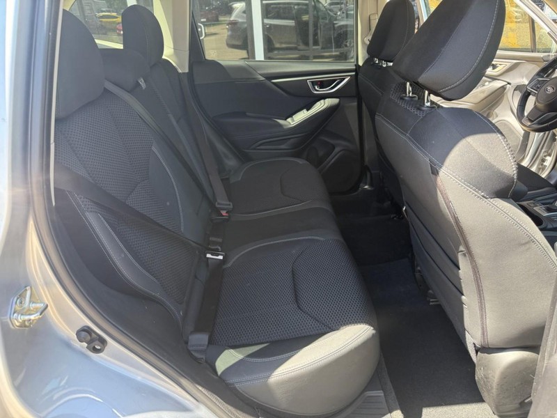 Subaru Forester Vehicle Image 16