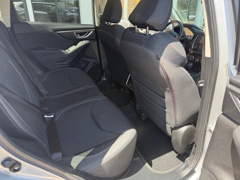 Subaru Forester Vehicle Image 17