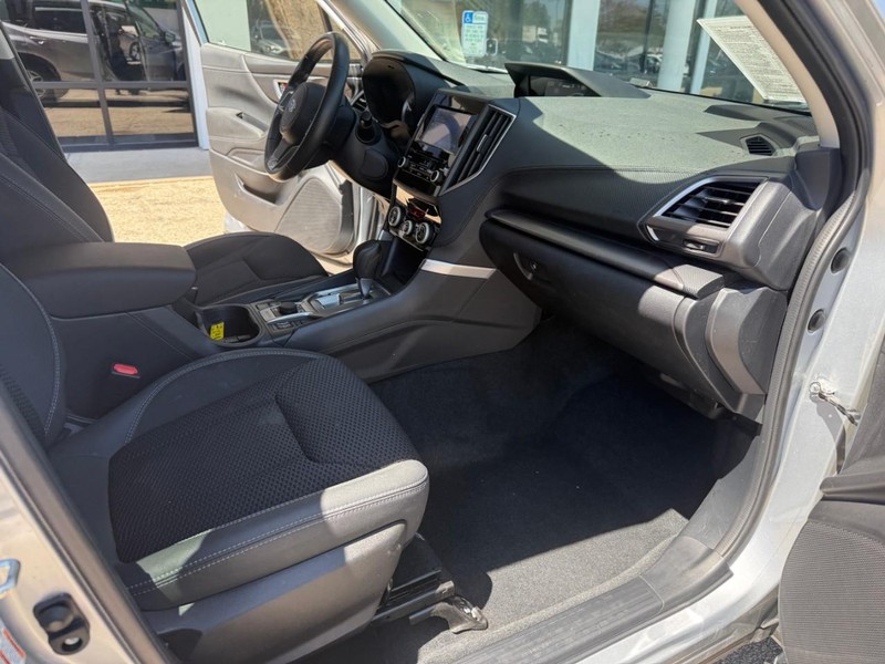 Subaru Forester Vehicle Image 19