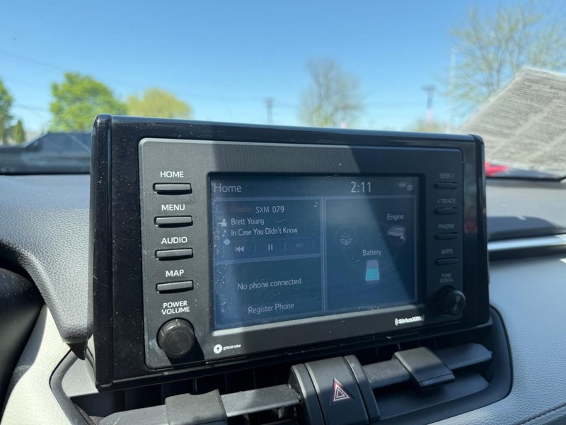 Toyota RAV4 Hybrid Vehicle Image 19