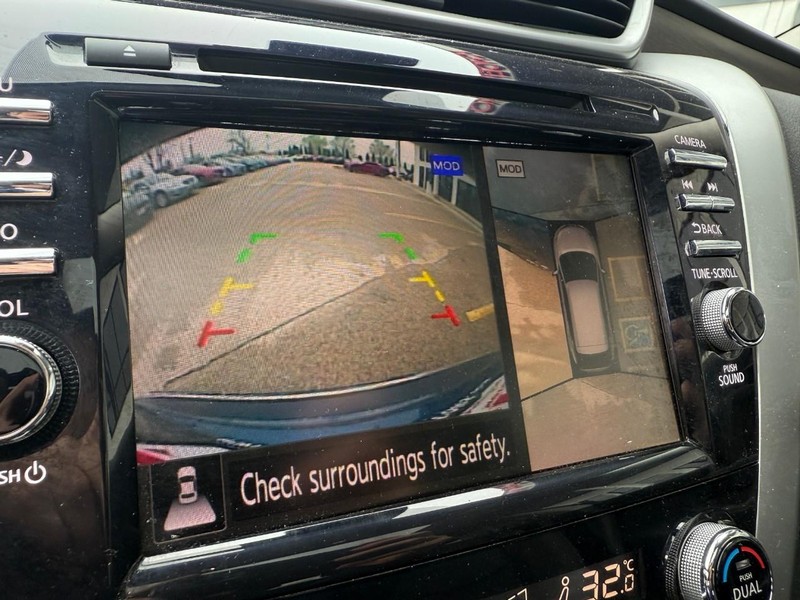 Nissan Murano Vehicle Image 31