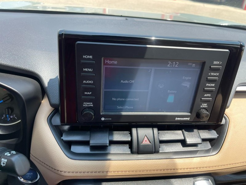 Toyota RAV4 Hybrid Vehicle Image 32