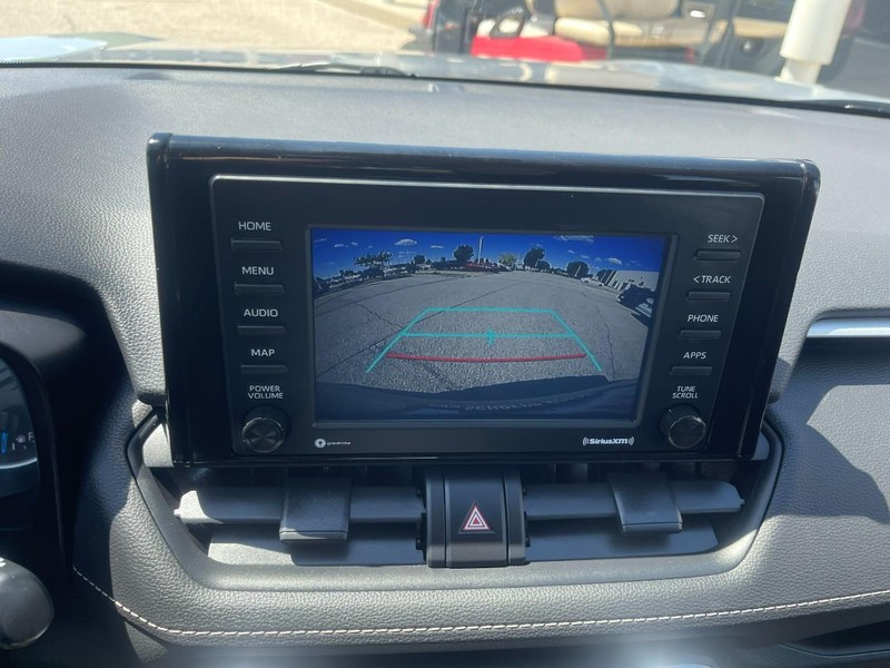 Toyota RAV4 Hybrid Vehicle Image 26
