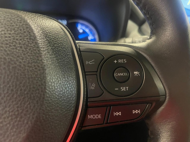 Toyota RAV4 Hybrid Vehicle Image 34