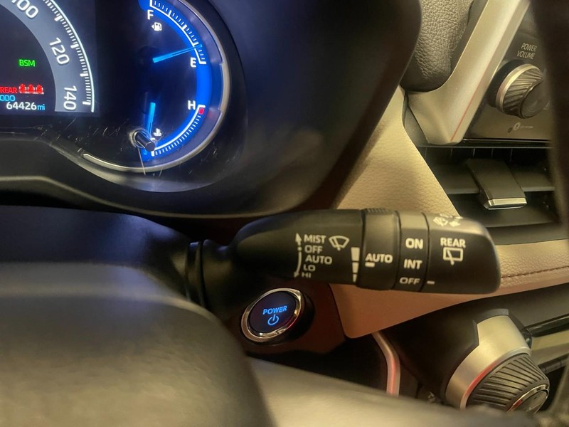 Toyota RAV4 Hybrid Vehicle Image 36