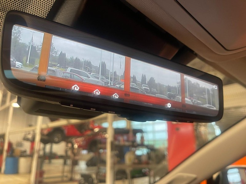 Toyota RAV4 Hybrid Vehicle Image 38
