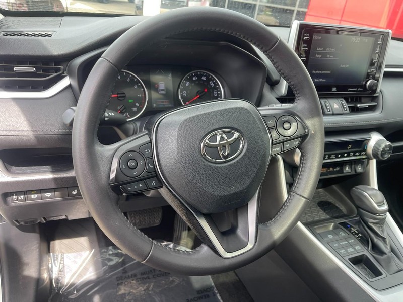Toyota RAV4 Vehicle Image 22