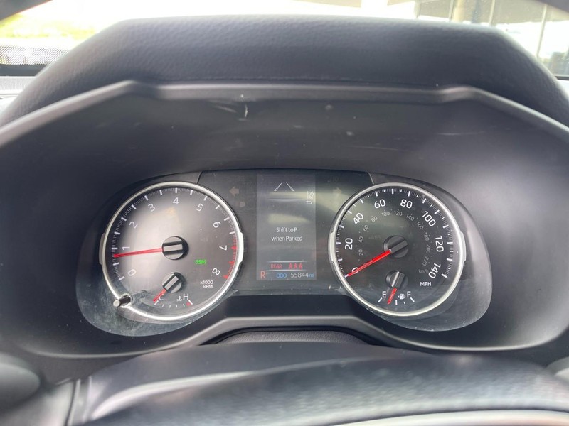 Toyota RAV4 Vehicle Image 33