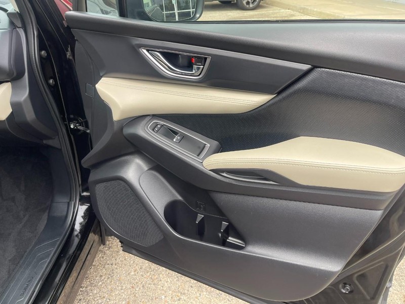 Subaru Ascent Vehicle Image 12