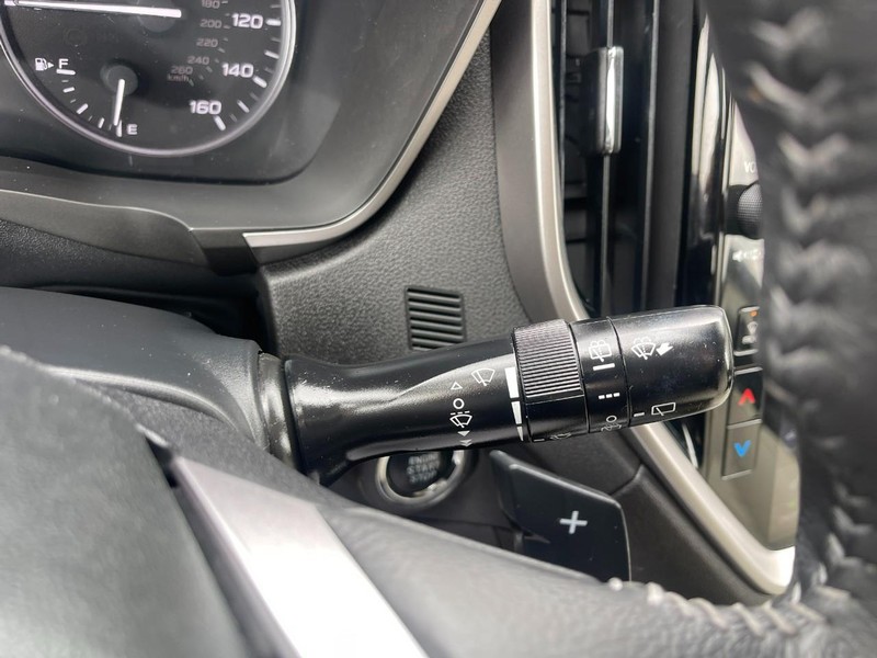Subaru Ascent Vehicle Image 33